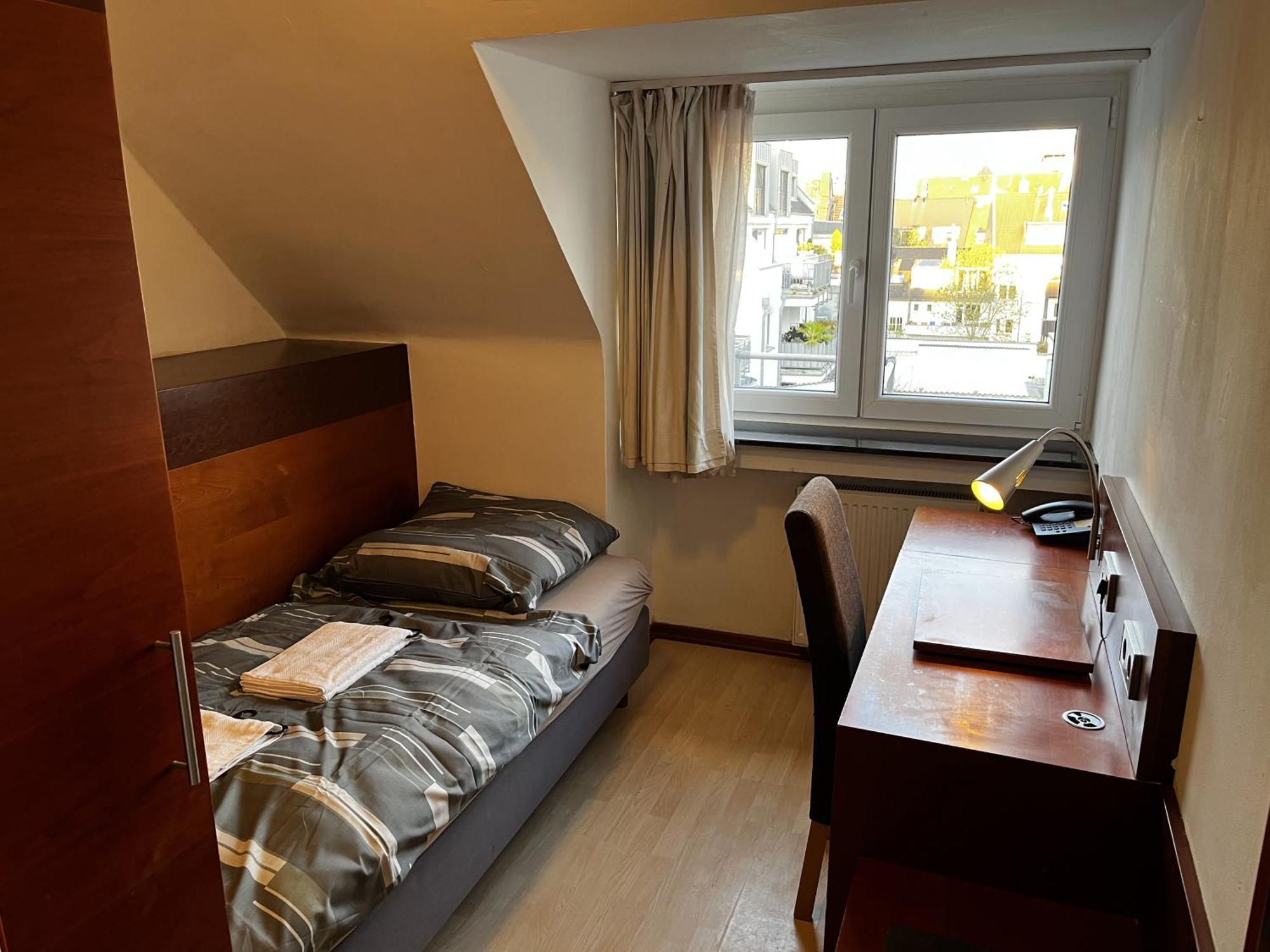 Tenova Koeln-neumarkt Hotel Cologne